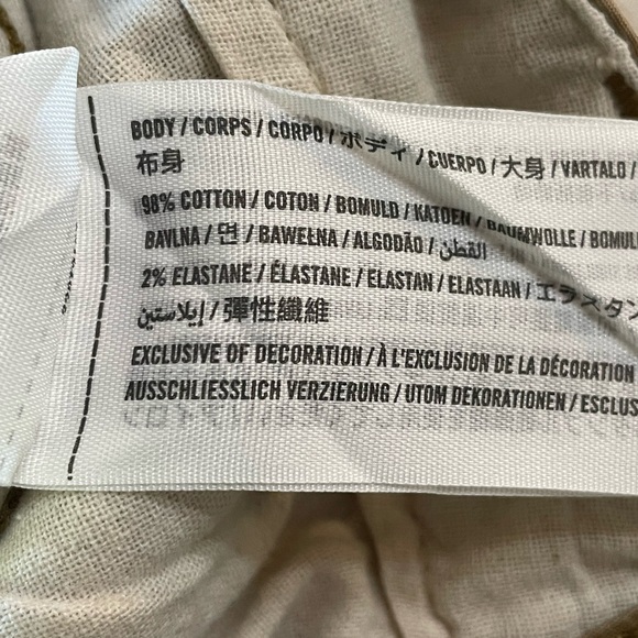 Hollister Men's Classic Tan Flat Front Shorts 32W 9 inch inseam - Picture 4 of 4